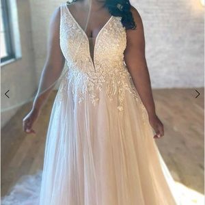 NEW - Essense of Australia #D3151